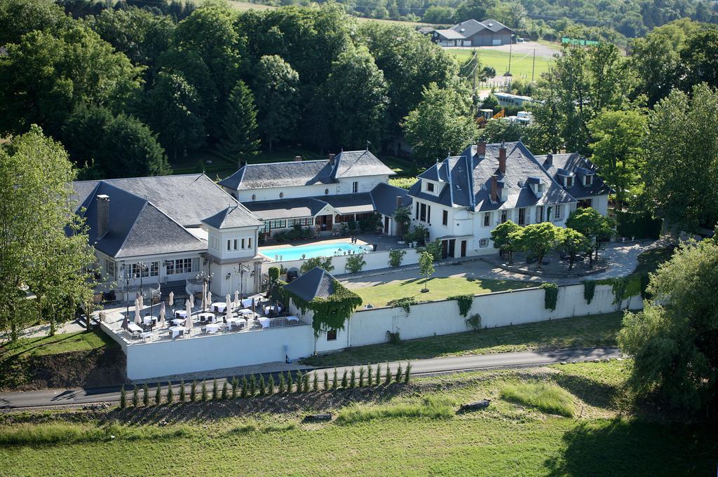 Hotel Les Saints Peres Montagnole Exterior foto