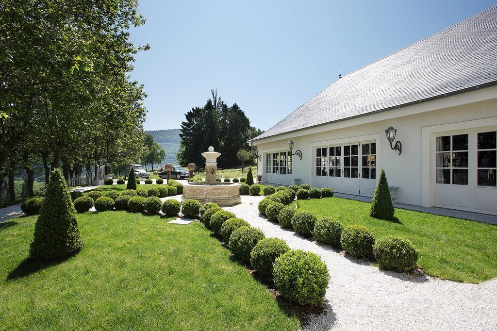 Hotel Les Saints Peres Montagnole Exterior foto